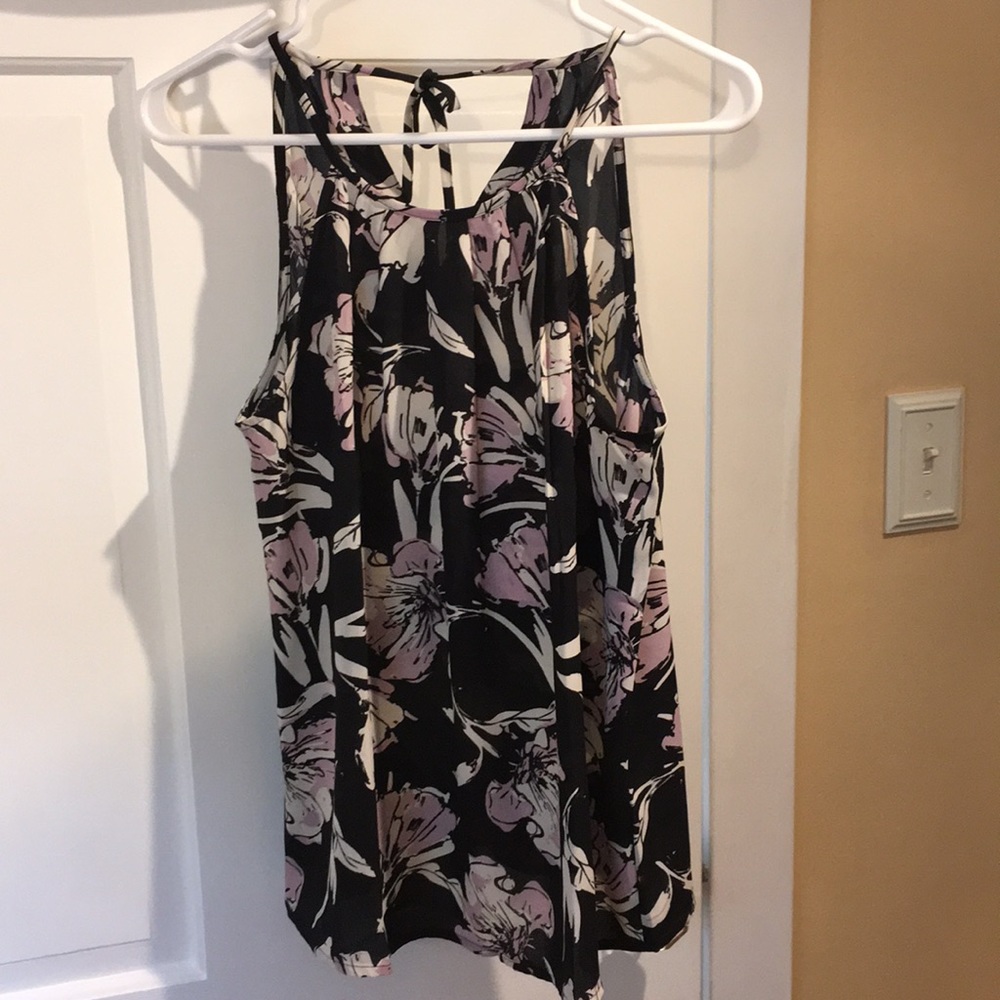 sleeveless blouse